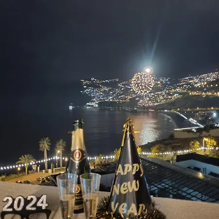 Penthouse Formosa Sunset And *