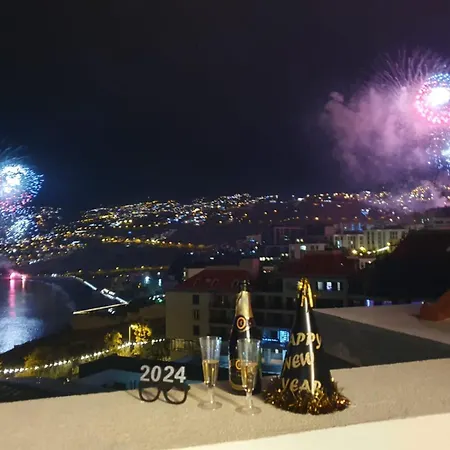 Penthouse Formosa Sunset And