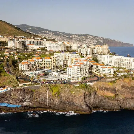 Penthouse Formosa Sunset And *