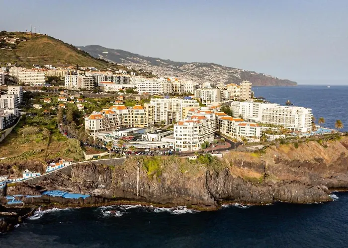 Penthouse Formosa Sunset And *