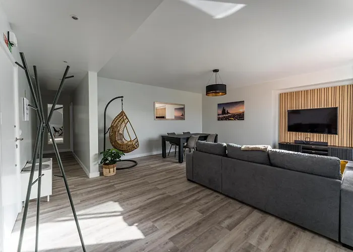 Penthouse Formosa Sunset And *